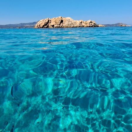 Nest House - Esclusivo Appartamento Marina Di Olbia- Mater Olbia - Beaches - Close To The Airport - Private Parking- Full Comforts - Екстер'єр фото