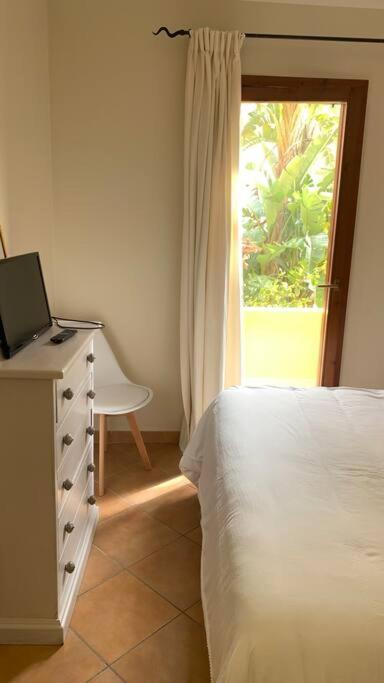 Nest House - Esclusivo Appartamento Marina Di Olbia- Mater Olbia - Beaches - Close To The Airport - Private Parking- Full Comforts - Екстер'єр фото