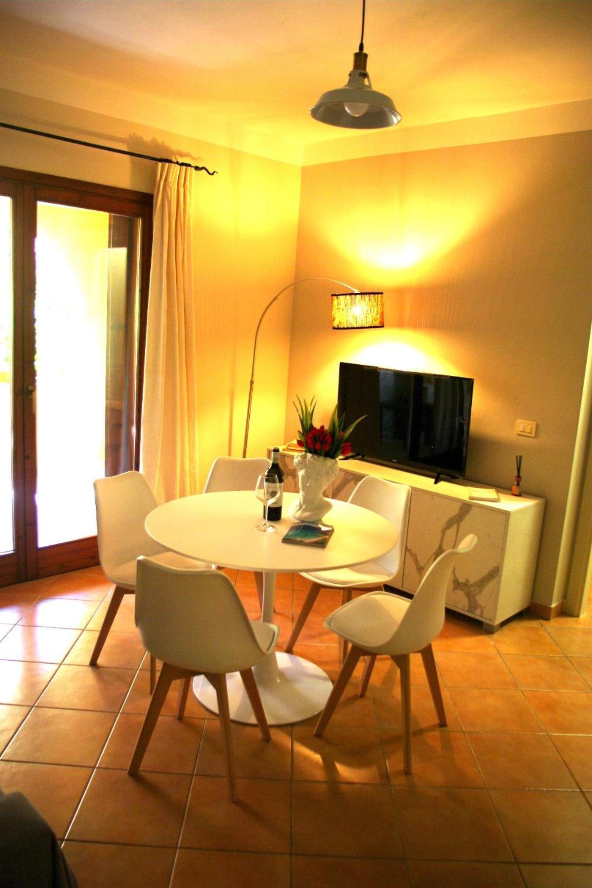 Nest House - Esclusivo Appartamento Marina Di Olbia- Mater Olbia - Beaches - Close To The Airport - Private Parking- Full Comforts - Екстер'єр фото